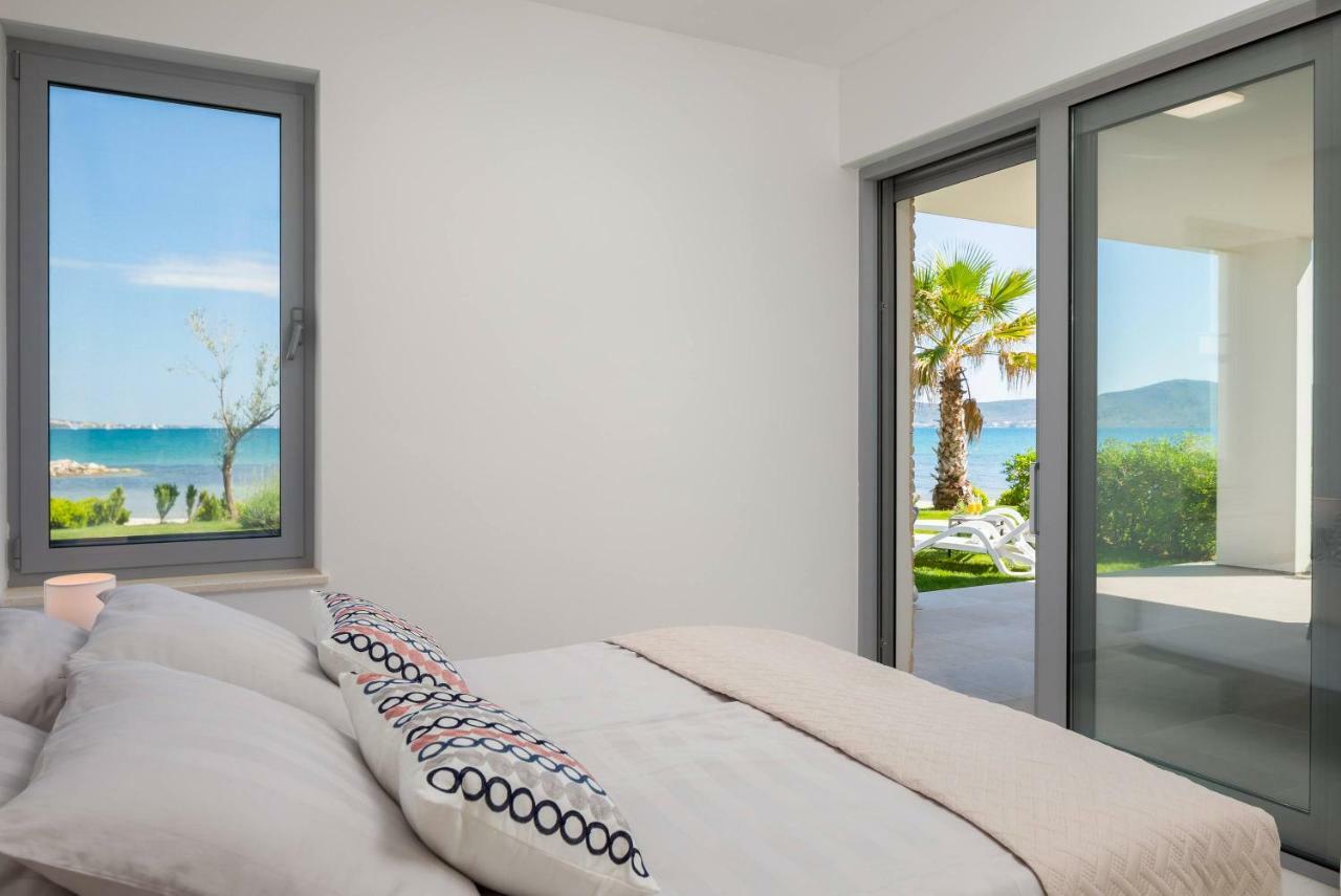 Luxury Design Beach Front Apartment Sukosan Ngoại thất bức ảnh